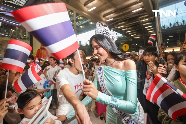 รูป-ประมวลภาพ แฟนนางงามร่วมส่ง “โอปอล-สุชาตา” ชิงมงฟ้าที่อินเดีย -8