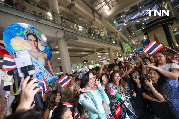 รูป-ประมวลภาพ แฟนนางงามร่วมส่ง “โอปอล-สุชาตา” ชิงมงฟ้าที่อินเดีย -10