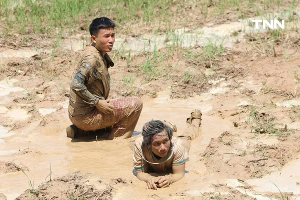 รูป-อลังการขึ้นสู่ฟ้า งานประเพณีบุญบั้งไฟตะไลล้าน บ้านกุดหว้า จ.กาฬสินธุ์-15