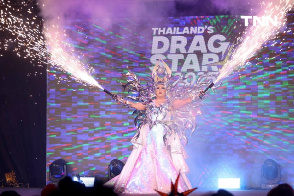 รูป-โชว์อลังการ “Thailand’s Drag Star 2025” การประกวดแดร็กรูปแบบนางงามครั้งแรกของเมืองไทย-24