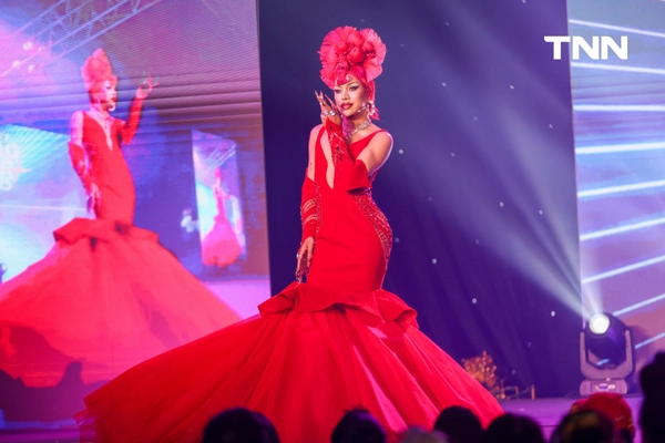 รูป-โชว์อลังการ “Thailand’s Drag Star 2025” การประกวดแดร็กรูปแบบนางงามครั้งแรกของเมืองไทย-15