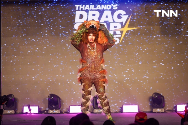 รูป-โชว์อลังการ “Thailand’s Drag Star 2025” การประกวดแดร็กรูปแบบนางงามครั้งแรกของเมืองไทย-7