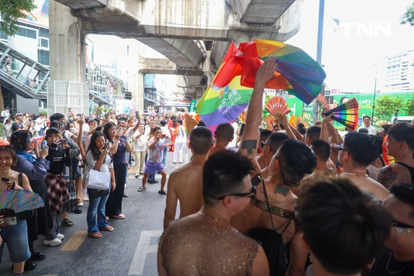 รูป-นายกฯ นำขบวนพาเหรดเปิดงาน “Bangkok Pride Parade 2025” ปักหมุดดึงดูดนักท่องเที่ยวจากทั่วโลก-21