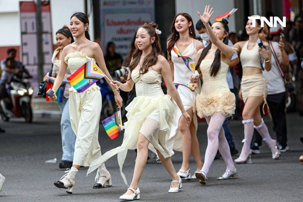 รูป-นายกฯ นำขบวนพาเหรดเปิดงาน “Bangkok Pride Parade 2025” ปักหมุดดึงดูดนักท่องเที่ยวจากทั่วโลก-27