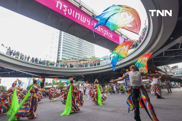 รูป-นายกฯ นำขบวนพาเหรดเปิดงาน “Bangkok Pride Parade 2025” ปักหมุดดึงดูดนักท่องเที่ยวจากทั่วโลก-38