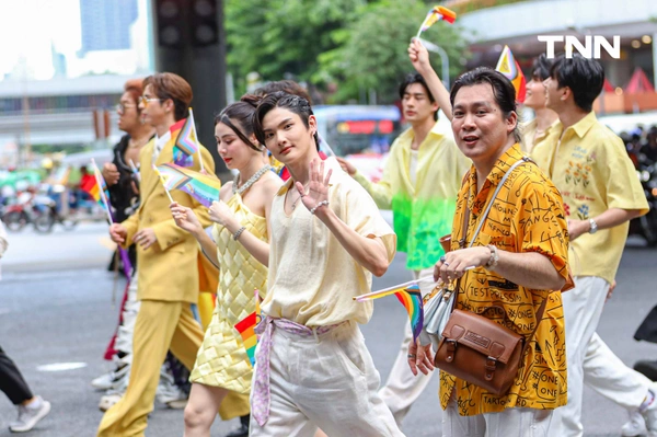 รูป-นายกฯ นำขบวนพาเหรดเปิดงาน “Bangkok Pride Parade 2025” ปักหมุดดึงดูดนักท่องเที่ยวจากทั่วโลก-26