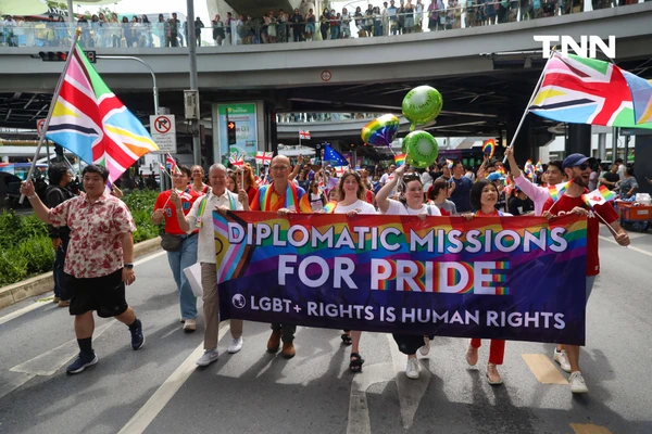 รูป-นายกฯ นำขบวนพาเหรดเปิดงาน “Bangkok Pride Parade 2025” ปักหมุดดึงดูดนักท่องเที่ยวจากทั่วโลก-11
