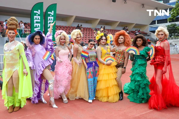 รูป-นายกฯ นำขบวนพาเหรดเปิดงาน “Bangkok Pride Parade 2025” ปักหมุดดึงดูดนักท่องเที่ยวจากทั่วโลก-6