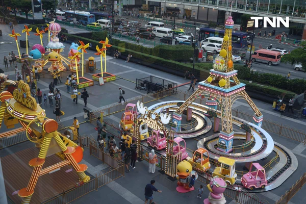 รูป-ฉลองครบรอบ 20 ปี เจ้าเป็ดสีเหลือง “B.Duck” พร้อมร่วมสนุกกับสวนสนุกสุดคิวท์ใจกลางเมือง-28