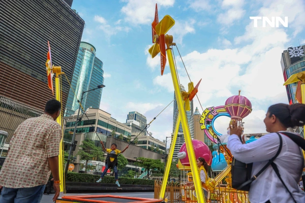 รูป-ฉลองครบรอบ 20 ปี เจ้าเป็ดสีเหลือง “B.Duck” พร้อมร่วมสนุกกับสวนสนุกสุดคิวท์ใจกลางเมือง-25