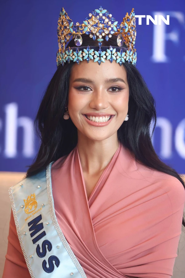 รูป-เปิดใจ “โอปอล-สุชาตา" มิสเวิลด์ 2025 สาวงามผู้สร้างประวัติศาสตร์คว้ามงฟ้ามงแรกของประเทศไทย-12