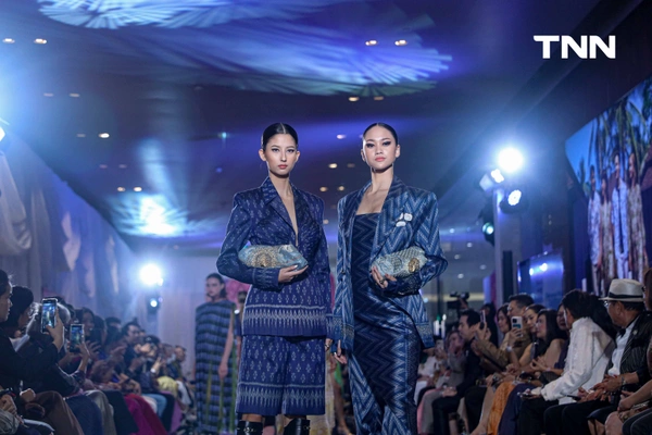 รูป-เจ้าฟ้าสิริวัณณวรีฯ ทรงนำหัตถศิลป์ที่รังสรรค์จากผ้าไทยสู่เวทีโลกเชิดชูจิตวิญญาณแห่งช่างฝีมือไทย-9