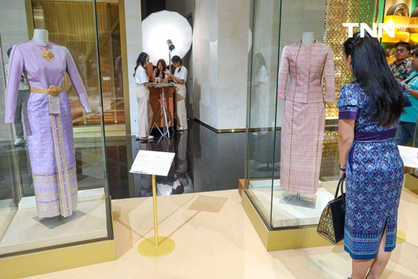 รูป-เจ้าฟ้าสิริวัณณวรีฯ ทรงนำหัตถศิลป์ที่รังสรรค์จากผ้าไทยสู่เวทีโลกเชิดชูจิตวิญญาณแห่งช่างฝีมือไทย-10