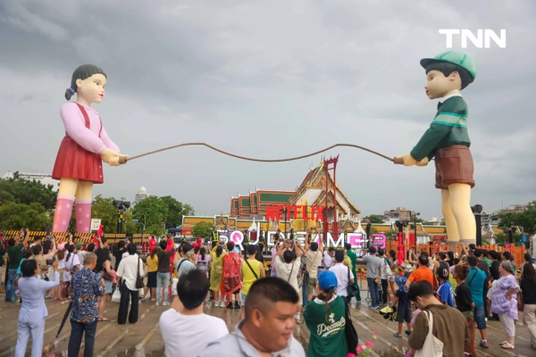 รูป-“โกโกวา” กับแฟนหนุ่ม “ซอลซู” บุกกรุง ชวนคนไทยเล่นเกมกระโดดเชือก ลานคนเมือง เสาชิงช้า-10