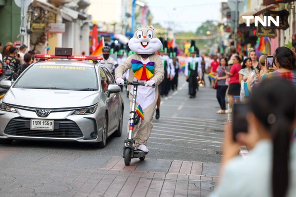 รูป-ภูเก็ตส่งท้ายงาน Pride 2025 ตื่นตากับขบวนพาเหรดสุดยิ่งใหญ่-17