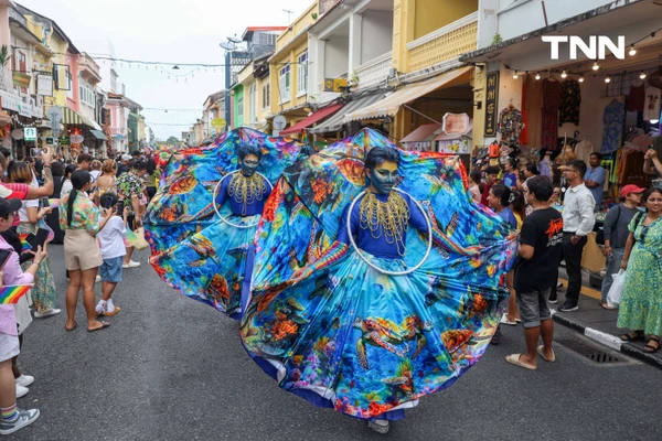 รูป-ภูเก็ตส่งท้ายงาน Pride 2025 ตื่นตากับขบวนพาเหรดสุดยิ่งใหญ่-7