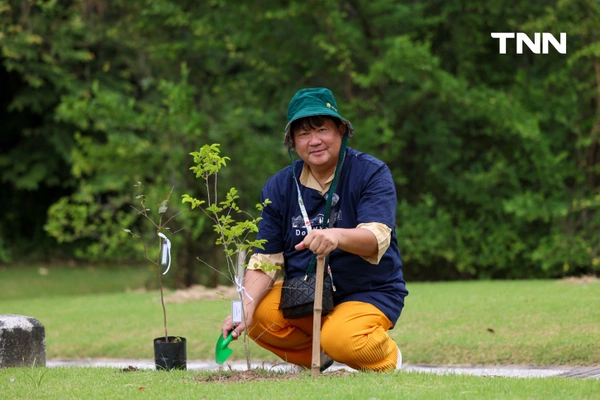 รูป-ดอยคำผนึกกำลังฟื้นฟูชายหาดพระราชนิเวศน์มฤคทายวัน ปลูกต้นไม้สันดอนทรายชายฝั่งคืนสมดุลสู่ธรรมชาติ-18
