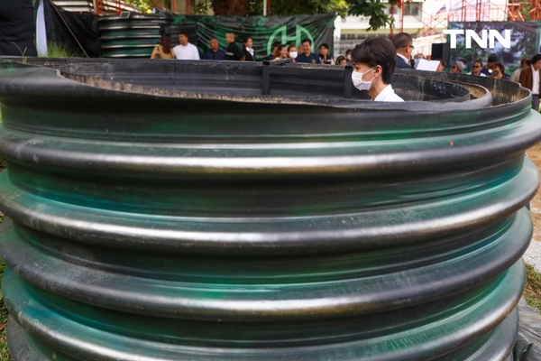 รูป-แม่ทัพภาคที่ 2 รับมอบ “บลูบังเกอร์” นวัตกรรมโดยนักศึกษาสนับสนุนความปลอดภัยทหารพื้นที่ชายแดน-8