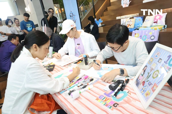 รูป-มูลนิธิรามาธิบดีฯ X 5 ศิลปิน รังสรรค์คอลเลกชันพิเศษ ส่งต่อ “ความสุขไม่มีที่สิ้นสุด”-16