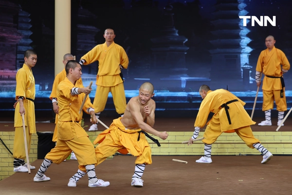 รูป-“ทั่วหล้า เทิดไท้ ถวายใจสดุดี” ร่วมเฉลิมพระเกียรติพระบาทสมเด็จพระเจ้าอยู่หัว และฉลอง 50 ปี สัมพันธ์ไทย-จีน-17