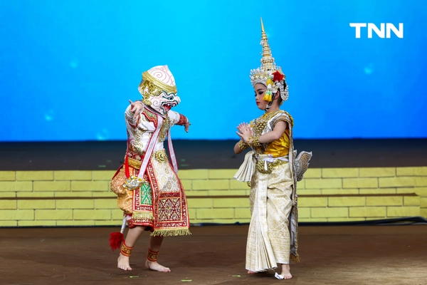 รูป-“ทั่วหล้า เทิดไท้ ถวายใจสดุดี” ร่วมเฉลิมพระเกียรติพระบาทสมเด็จพระเจ้าอยู่หัว และฉลอง 50 ปี สัมพันธ์ไทย-จีน-20