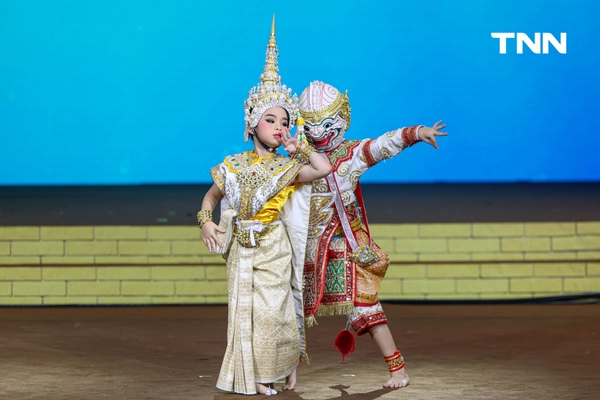 รูป-“ทั่วหล้า เทิดไท้ ถวายใจสดุดี” ร่วมเฉลิมพระเกียรติพระบาทสมเด็จพระเจ้าอยู่หัว และฉลอง 50 ปี สัมพันธ์ไทย-จีน-21