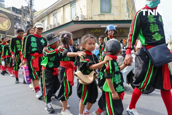 รูป-“เชิดสิงโตสองแผ่นดิน เทิดไท้องค์ราชัน” เฉลิมพระเกียรติในหลวง 73 พรรษา-25