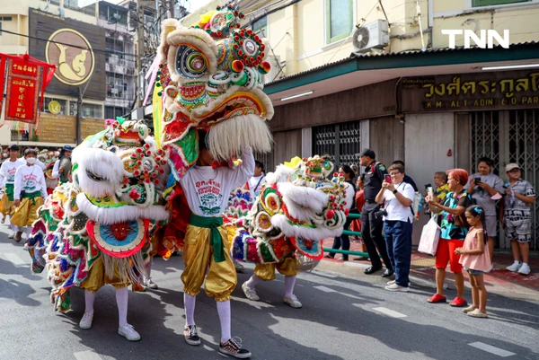 รูป-“เชิดสิงโตสองแผ่นดิน เทิดไท้องค์ราชัน” เฉลิมพระเกียรติในหลวง 73 พรรษา-6