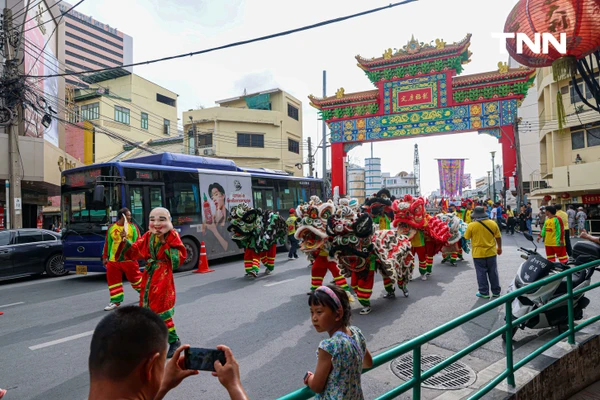 รูป-“เชิดสิงโตสองแผ่นดิน เทิดไท้องค์ราชัน” เฉลิมพระเกียรติในหลวง 73 พรรษา-29
