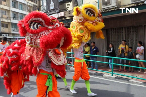 รูป-“เชิดสิงโตสองแผ่นดิน เทิดไท้องค์ราชัน” เฉลิมพระเกียรติในหลวง 73 พรรษา-4