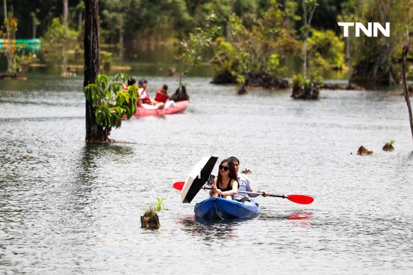รูป-ตามรอย “Jurassic World” พายคายัคชมธรรมชาติที่ “คลองหรูด” จ.กระบี่-9