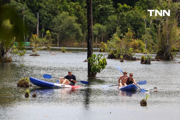 รูป-ตามรอย “Jurassic World” พายคายัคชมธรรมชาติที่ “คลองหรูด” จ.กระบี่-12