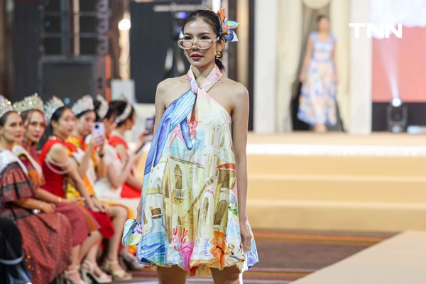 รูป-“Inspiring  Andaman Textile 2025 ” โชว์ชุดผ้าไทยร่วมสมัยจากต้นทุนทางศิลปวัฒนธรรมภาคใต้ฝั่งอันดามัน-9