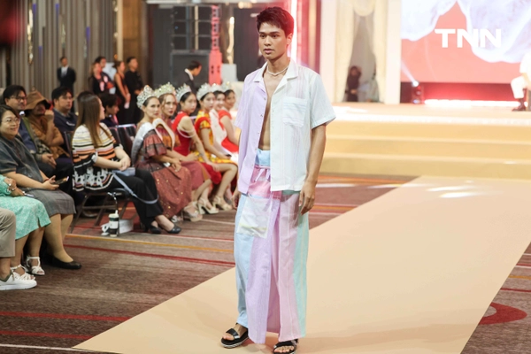 รูป-“Inspiring  Andaman Textile 2025 ” โชว์ชุดผ้าไทยร่วมสมัยจากต้นทุนทางศิลปวัฒนธรรมภาคใต้ฝั่งอันดามัน-5