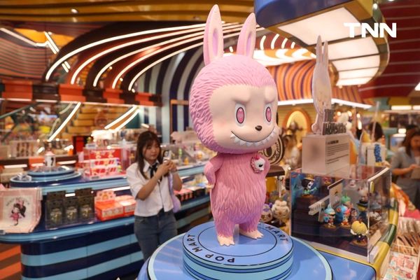 รูป-POP MART เปิดตัว Global Landmark Store แห่งแรกในไทย ริมแม่น้ำเจ้าพระยา ณ ชั้น 7 ICONSIAM-17
