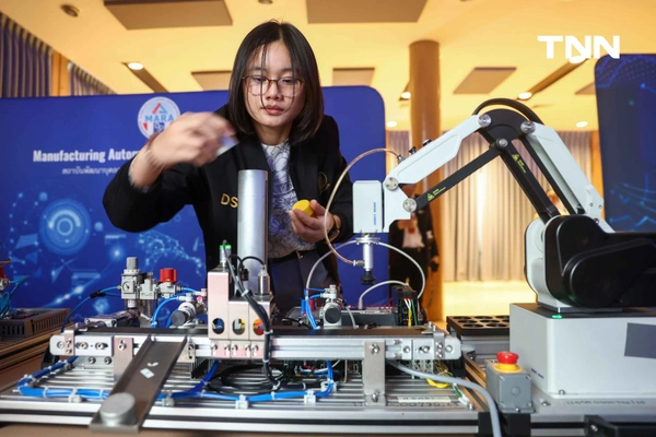 รูป-3 ภาคีผนึกกำลังยกระดับแรงงานไทยด้วย Ai  ร่วมลงนาม MOU พัฒนาทักษะดิจิทัล-10