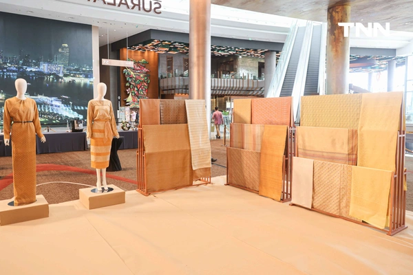 รูป-มหาดไทย เปิดตัวสมุดภาพ “สิริวัณณวรีนารีรัตนราชพัสตราภรณ์” เฉลิมพระเกียรติ 39 พรรษา สมเด็จพระเจ้าลูกเธอ เจ้าฟ้าสิริวัณณวรี นารีรัตนราชกัญญา-18