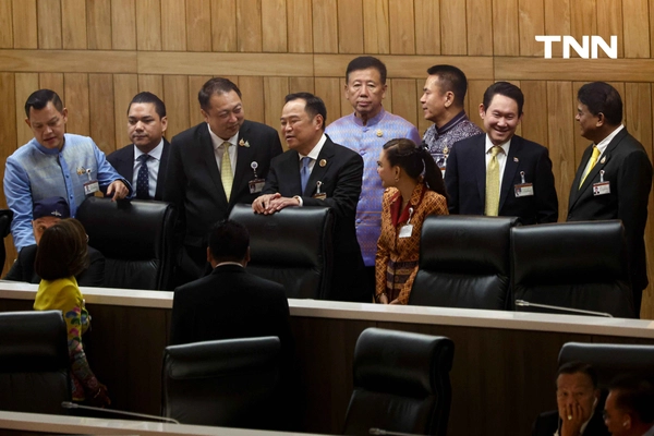 รูป-ประมวลภาพ “อนุทิน ชาญวีรกูล” นายกรัฐมนตรี คนที่ 32-28