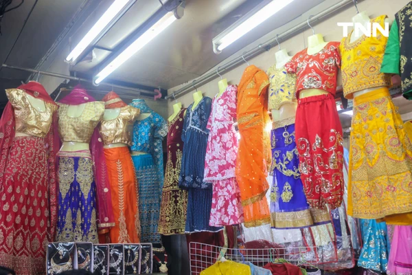 รูป-เทศกาลดิวาลี (Diwali) แสงแห่งศรัทธาและความหลากหลายในย่านพาหุรัด-19