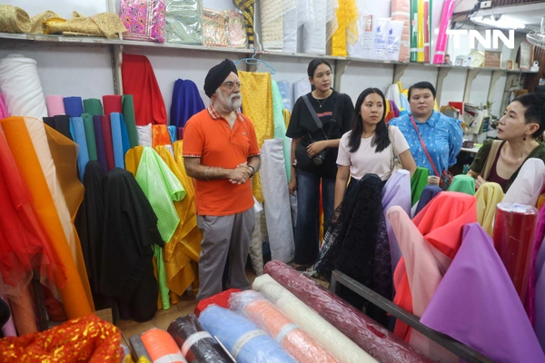 รูป-เทศกาลดิวาลี (Diwali) แสงแห่งศรัทธาและความหลากหลายในย่านพาหุรัด-15