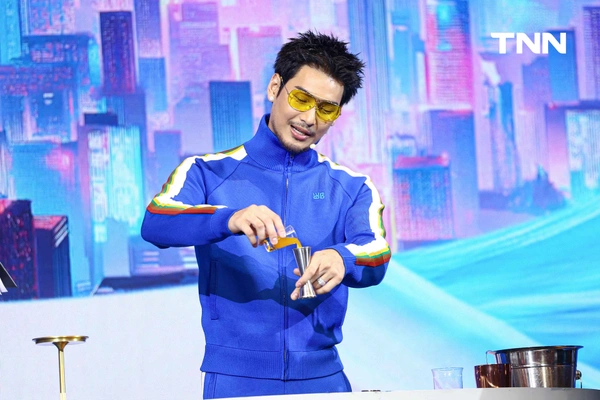 รูป-คิง เพาเวอร์ ฉลองครบรอบ 36 ปี เปิดตัว “เจฟ ซาเตอร์ และ อาโป ณัฐวิญญ์” พรีเซนเตอร์ POWER PASS มอบความสุขสุดเอกซ์คลูซิฟ-13