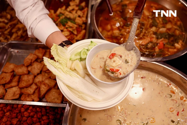 รูป-ไอคอนสยาม - เมืองสุขสยาม กินเจคึกคัก ชูอาหารฟิวชั่น “ฟัวกราส์เจ-สปาเก็ตตี้ซอสหลนน้ำชุบหยำเจ” เปิดมิติใหม่เทศกาลกินเจ-10