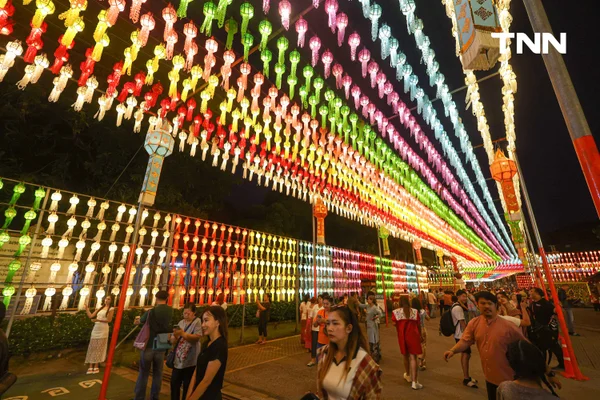 รูป-มนต์เสน่ห์แสงล้านนา ลำพูนสว่างไสว ชวนเที่ยวงาน "โคมแสนดวงที่เมืองลำพูน ประจำปี 2568"-13