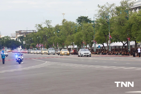 รูป-ประมวลภาพ ขบวนเชิญพระบรมศพ สมเด็จพระพันปีหลวง สู่พระบรมมหาราชวัง-29