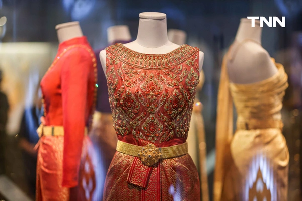 รูป-รำลึกพระมหากรุณาธิคุณด้านผ้าไทย พิพิธภัณฑ์ผ้าฯ เปิดเข้าชมฟรี ตามรอย "ชุดไทยราชนิยม" สะท้อนพระอัจฉริยภาพ ‘สมเด็จพระพันปีหลวง'-33