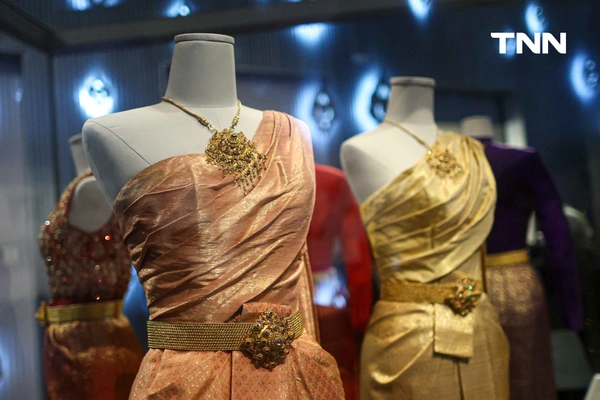 รูป-รำลึกพระมหากรุณาธิคุณด้านผ้าไทย พิพิธภัณฑ์ผ้าฯ เปิดเข้าชมฟรี ตามรอย "ชุดไทยราชนิยม" สะท้อนพระอัจฉริยภาพ ‘สมเด็จพระพันปีหลวง'-22