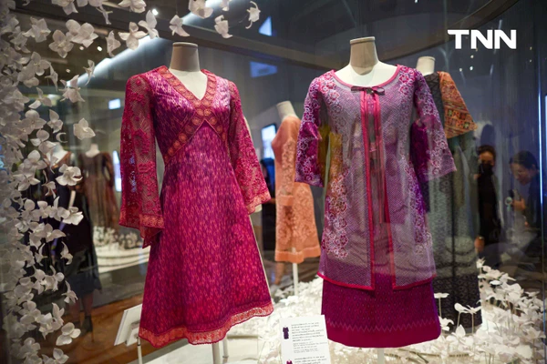 รูป-รำลึกพระมหากรุณาธิคุณด้านผ้าไทย พิพิธภัณฑ์ผ้าฯ เปิดเข้าชมฟรี ตามรอย "ชุดไทยราชนิยม" สะท้อนพระอัจฉริยภาพ ‘สมเด็จพระพันปีหลวง'-18