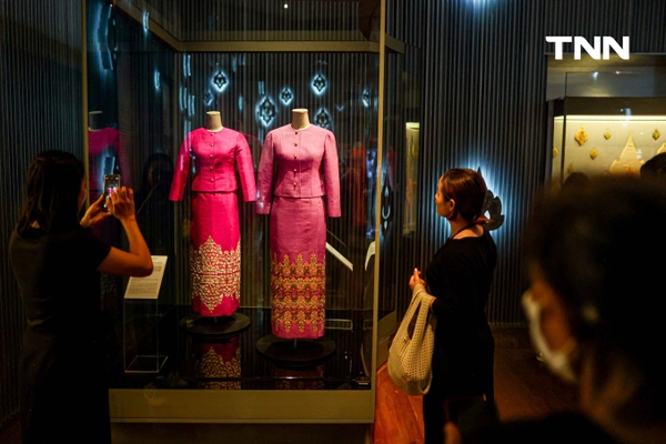 รูป-รำลึกพระมหากรุณาธิคุณด้านผ้าไทย พิพิธภัณฑ์ผ้าฯ เปิดเข้าชมฟรี ตามรอย "ชุดไทยราชนิยม" สะท้อนพระอัจฉริยภาพ ‘สมเด็จพระพันปีหลวง'-8