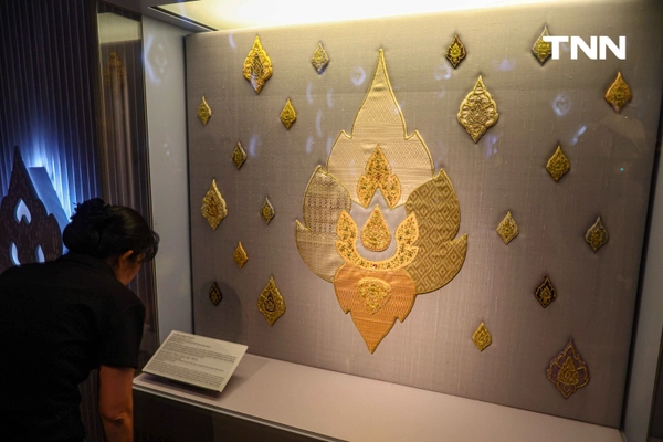 รูป-รำลึกพระมหากรุณาธิคุณด้านผ้าไทย พิพิธภัณฑ์ผ้าฯ เปิดเข้าชมฟรี ตามรอย "ชุดไทยราชนิยม" สะท้อนพระอัจฉริยภาพ ‘สมเด็จพระพันปีหลวง'-6