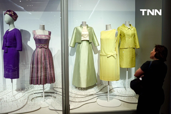 รูป-รำลึกพระมหากรุณาธิคุณด้านผ้าไทย พิพิธภัณฑ์ผ้าฯ เปิดเข้าชมฟรี ตามรอย "ชุดไทยราชนิยม" สะท้อนพระอัจฉริยภาพ ‘สมเด็จพระพันปีหลวง'-11
